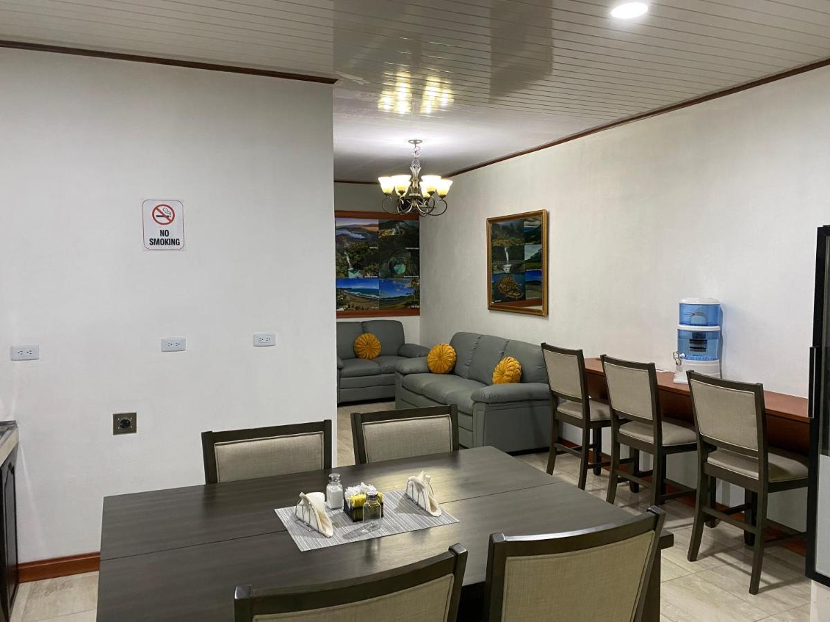 Hotel El Coco Alajuela Eksteriør bilde