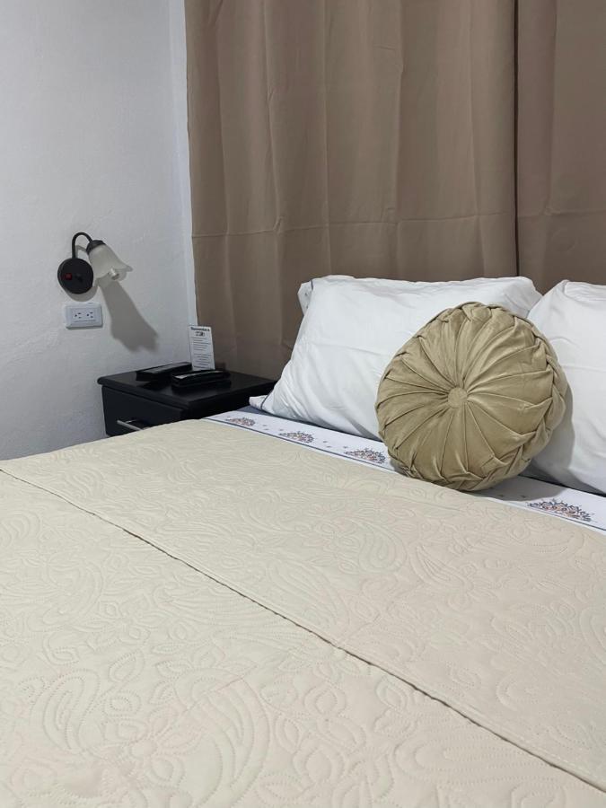Hotel El Coco Alajuela Eksteriør bilde